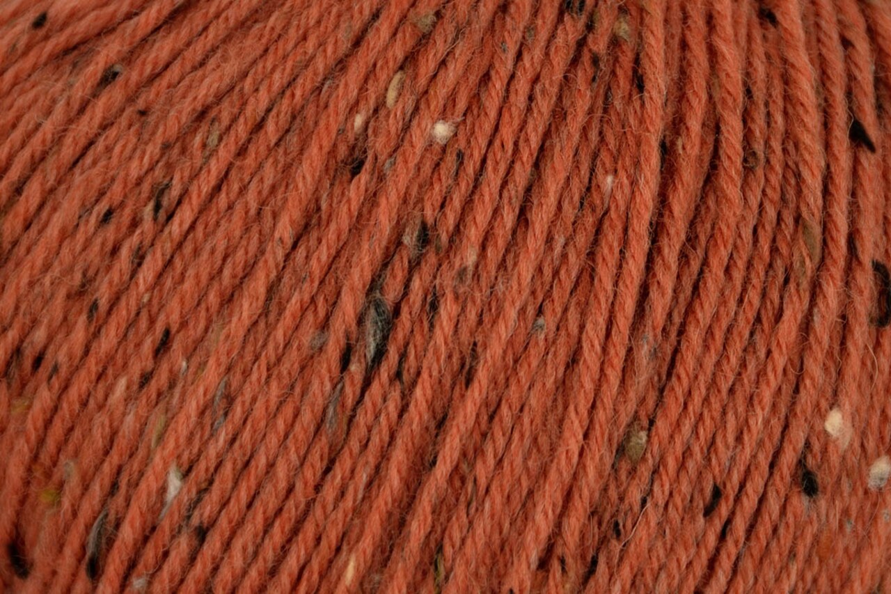Universal Yarn Deluxe Worsted Tweed Superwash Wool Blend - #918 Terra Cotta